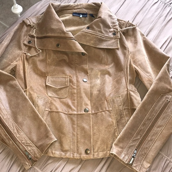 Kapalua Jackets & Blazers - Ladies Kapalua leather jacket